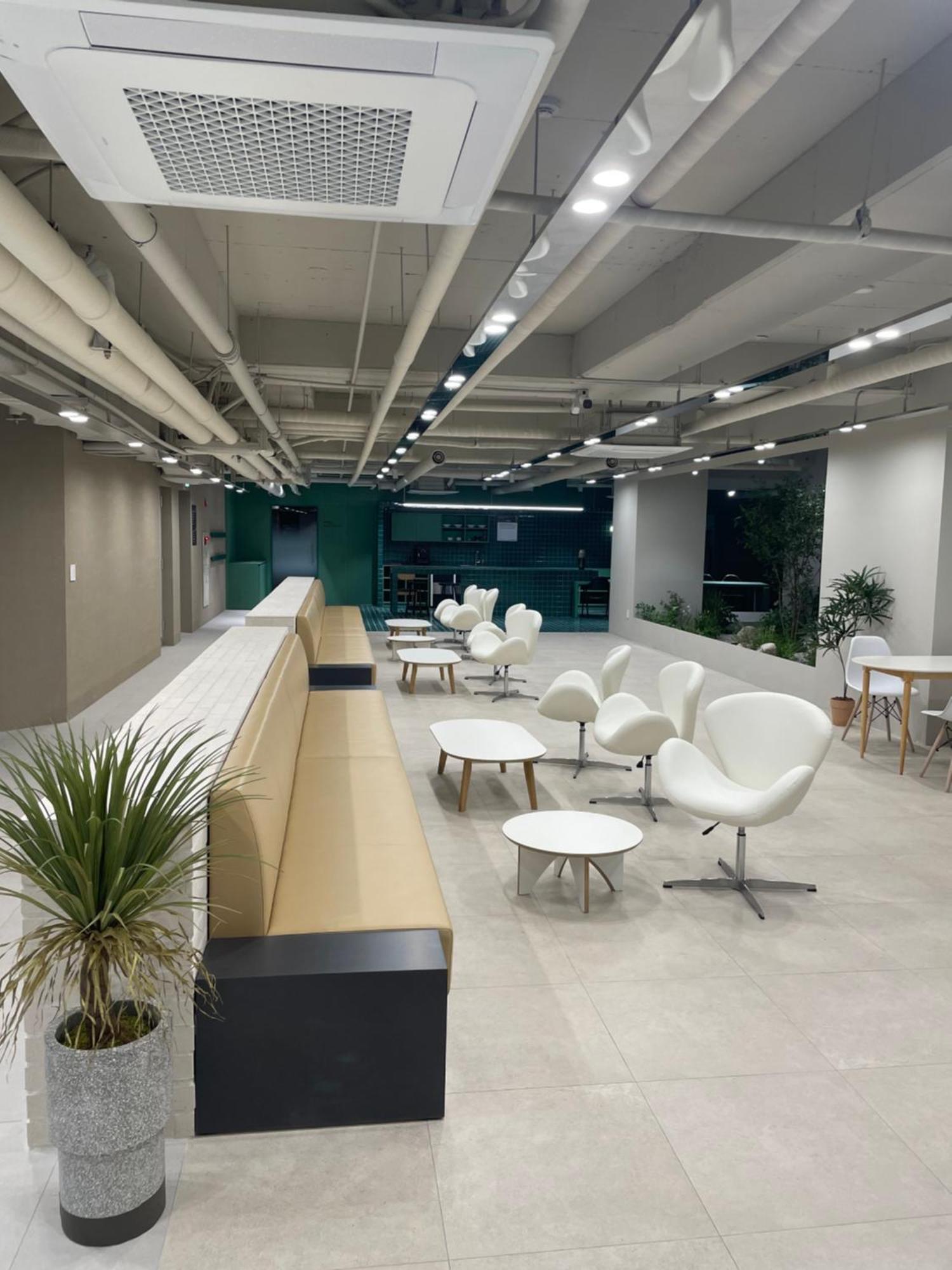 The Better In Ddp, Euljiro Seoul