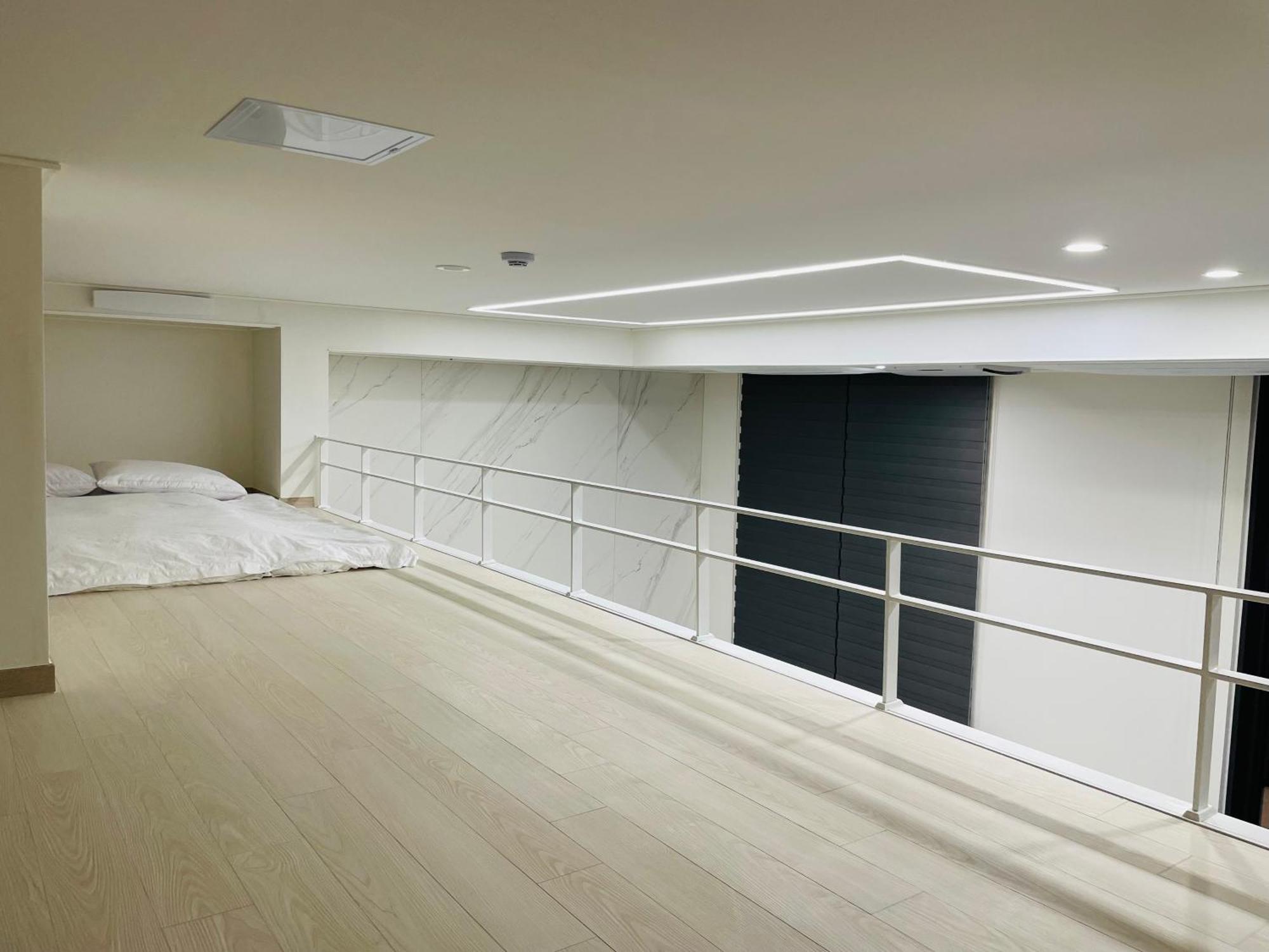The Better In Ddp, Euljiro Apartment Seoul